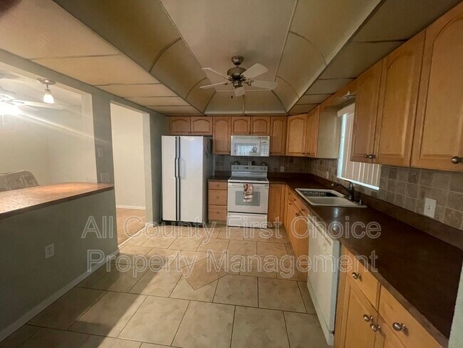 Foto del edificio - 4455 Duhme Rd