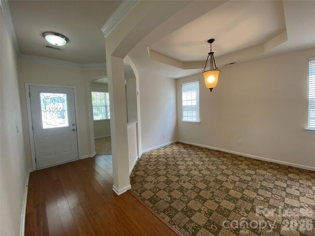 Foto del edificio - 6512 Manitoba Ln