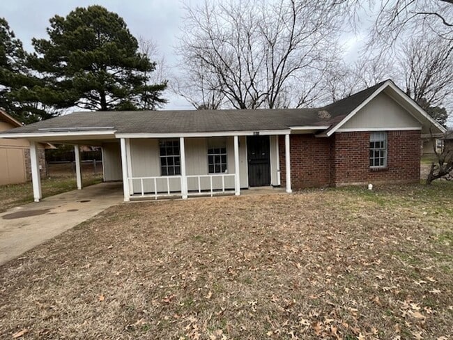 Renovated 3 Bedroom 1.5 Bath Home for Rent! - Renovated 3 Bedroom 1.5 Bath Home for Rent!