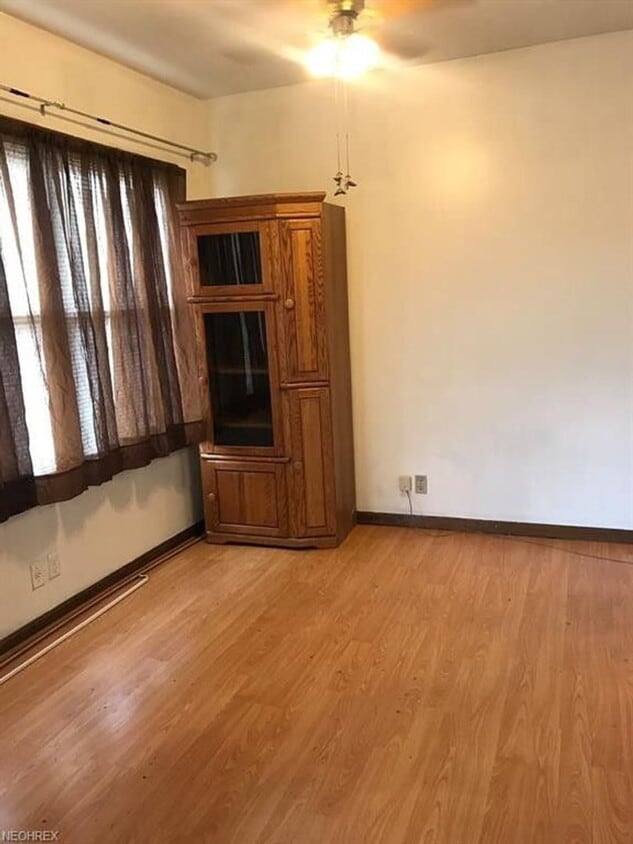 Primary Photo - 2 Bedroom Canton Home for Rent