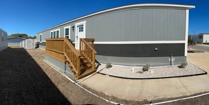 Building Photo - 16663 Straus Medina
