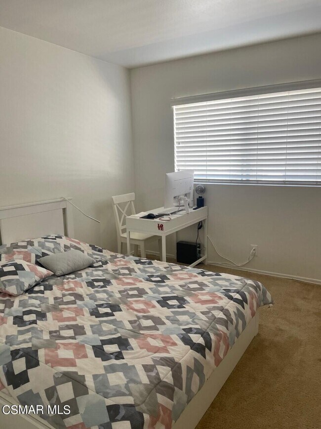Foto del edificio - 3709 Summershore Ln