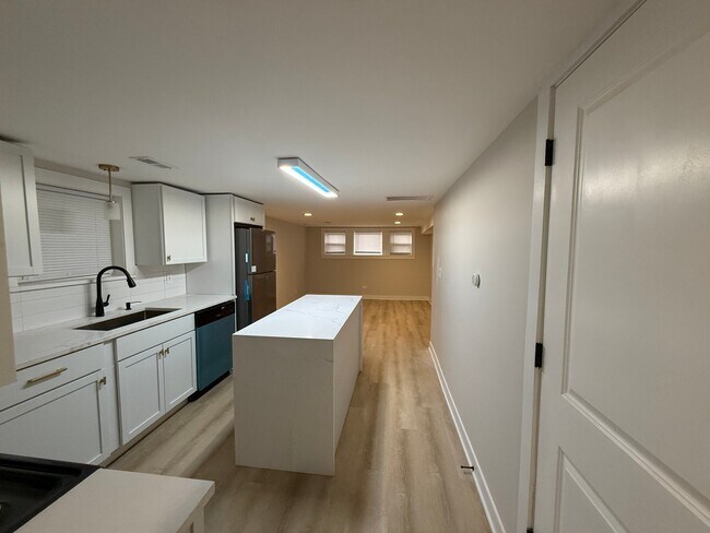 Foto del edificio - 5232 W Montana St