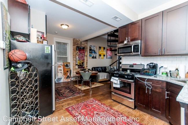 Foto del edificio - 1334 W 18th Pl