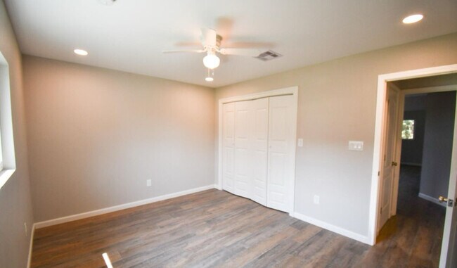 Building Photo - 1019 Ethlyn Rd