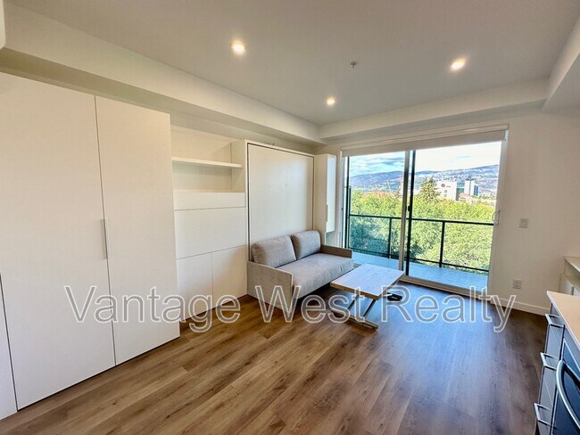 Building Photo - 1274-1274 Devonshire Ave