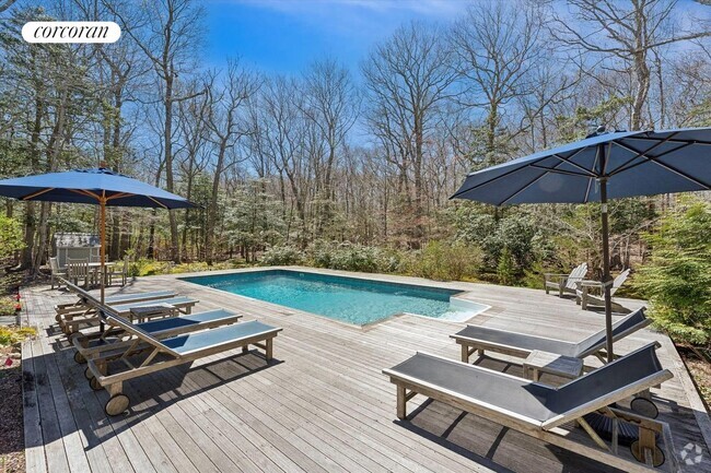 Building Photo - 17 Deep Woods Ln