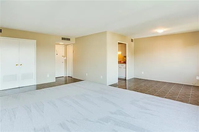 Foto del edificio - 4550 Warwick Blvd