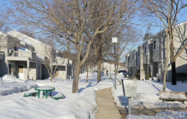 Building Photo - Siena Village Apartments