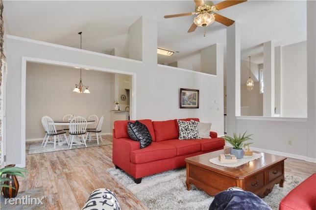 Building Photo - 4 br, 3 bath House - 120 River Terrace Court