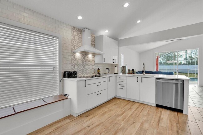 Building Photo - 928 Troon Cir