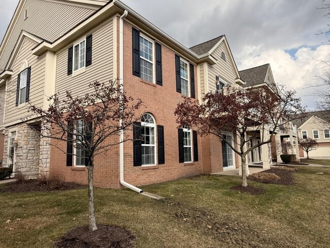 Building Photo - 40445 Gleneagle