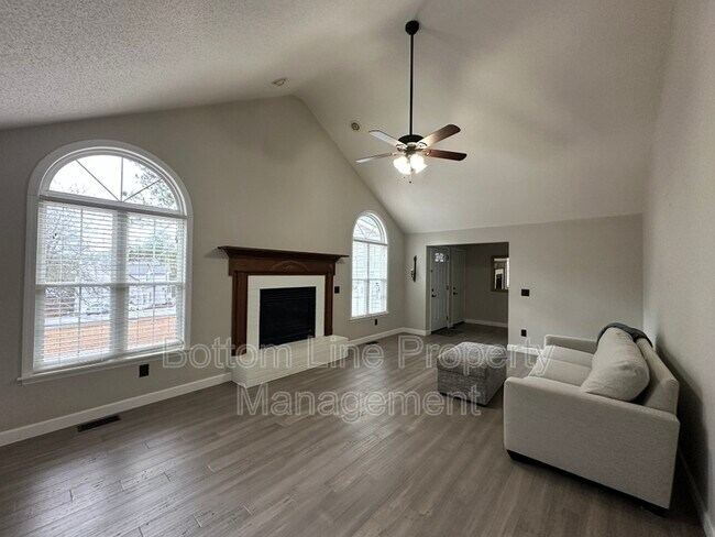 Foto del edificio - 404 Wood Run