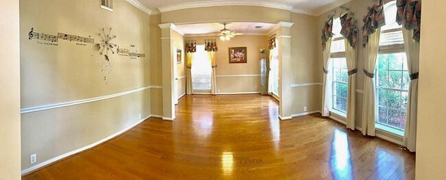 Building Photo - 4311 Lakeside Meadow Dr