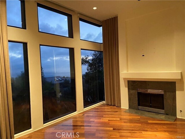 Foto del edificio - 2828 Bernard Ct