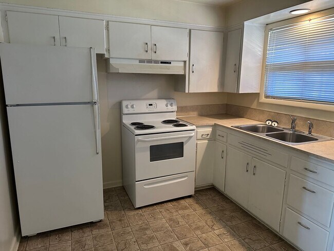 Foto del edificio - Nice 2 bedroom unit of a duplex near downt...