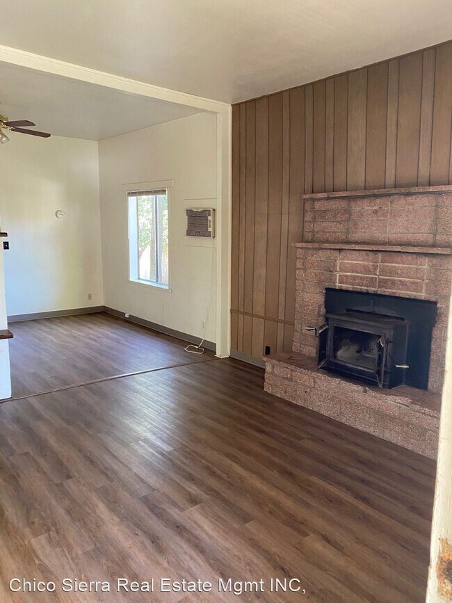 Building Photo - 2 br, 1 bath House - 1008 Alder Street