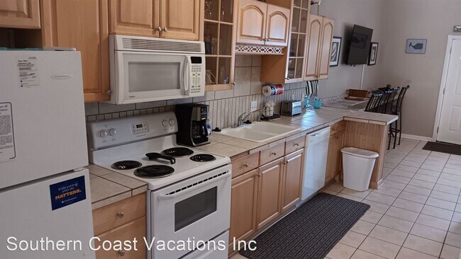 Building Photo - 2 br, 1.5 bath House - 401 28th Avenue Sou...