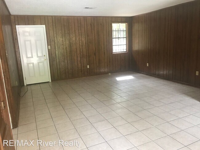 Building Photo - 3 br, 1.5 bath House - 3510 Gardenbrook Drive