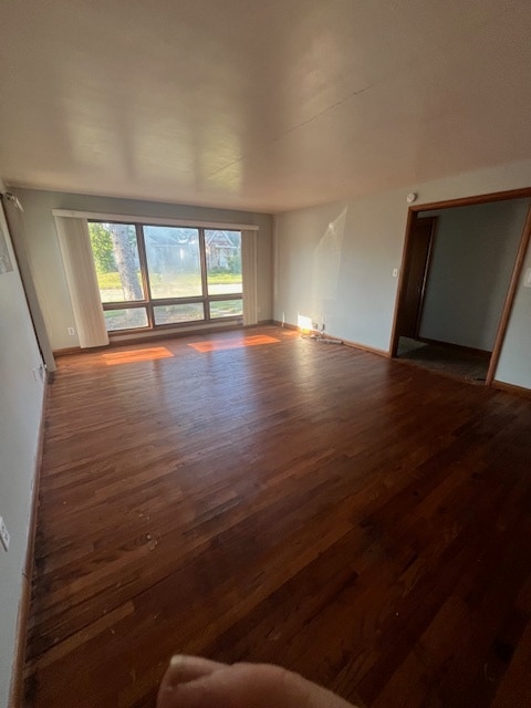 Living Room - 1129 W Carson St