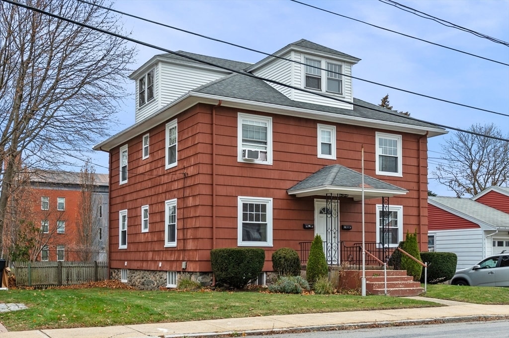 Primary Photo - 38 Raymond Rd