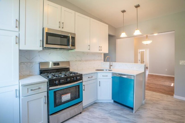 Foto del edificio - 6805 Bergenwood Ave