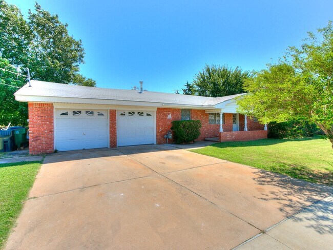Foto del edificio - 3 Bed / 1.5 Bath + Located in OKC