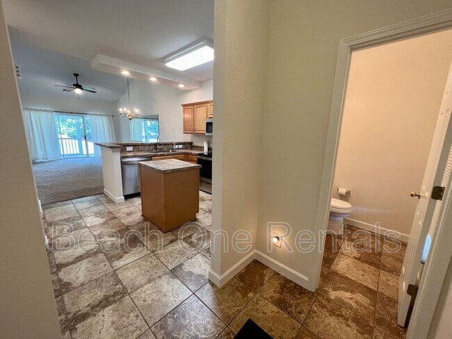 Building Photo - 701 Painted Bunting Dr