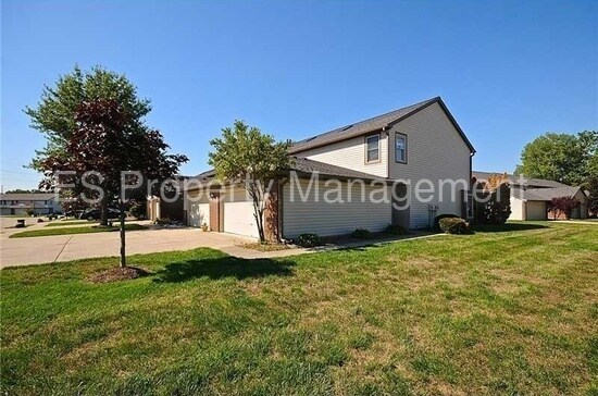 Primary Photo - 5388 Bay Harbor Dr