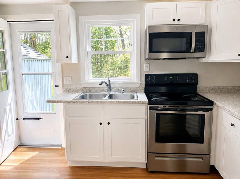 Photo - 98 Burnell Dr (Yarmouth, ME)