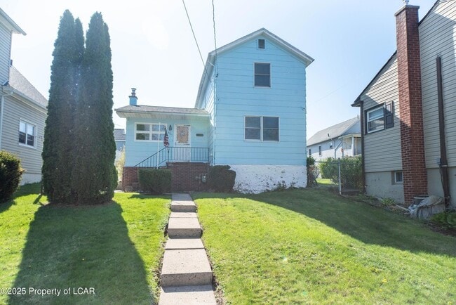 Building Photo - 807 S Irving Ave