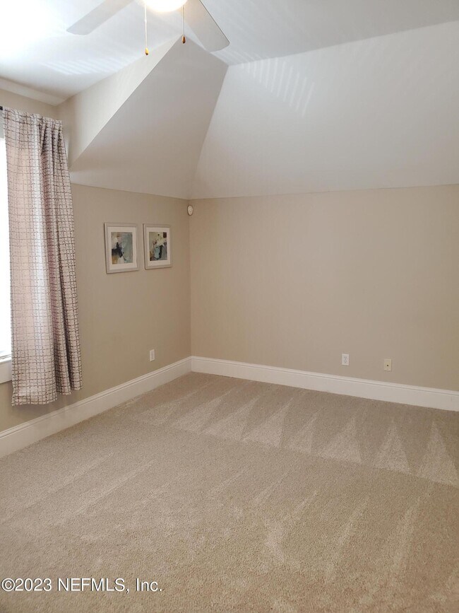 Foto del edificio - 1434 N Market St