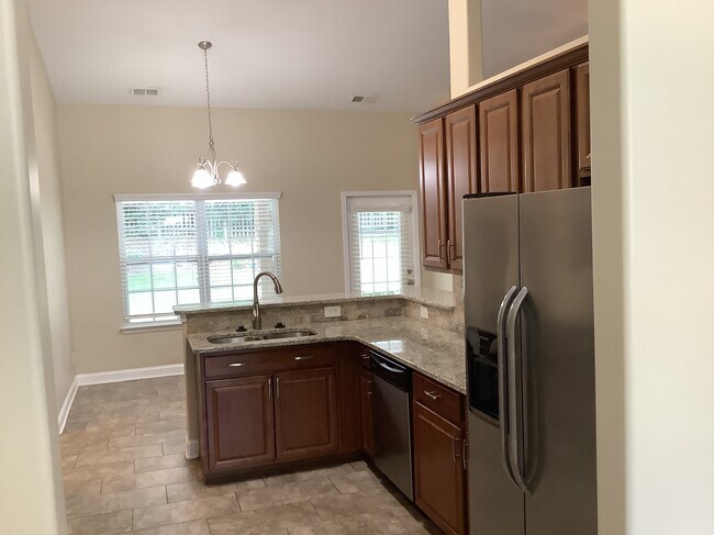 Building Photo - 7194 Caley Ln