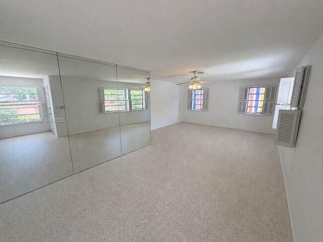 Foto del edificio - 5127 Alton Rd