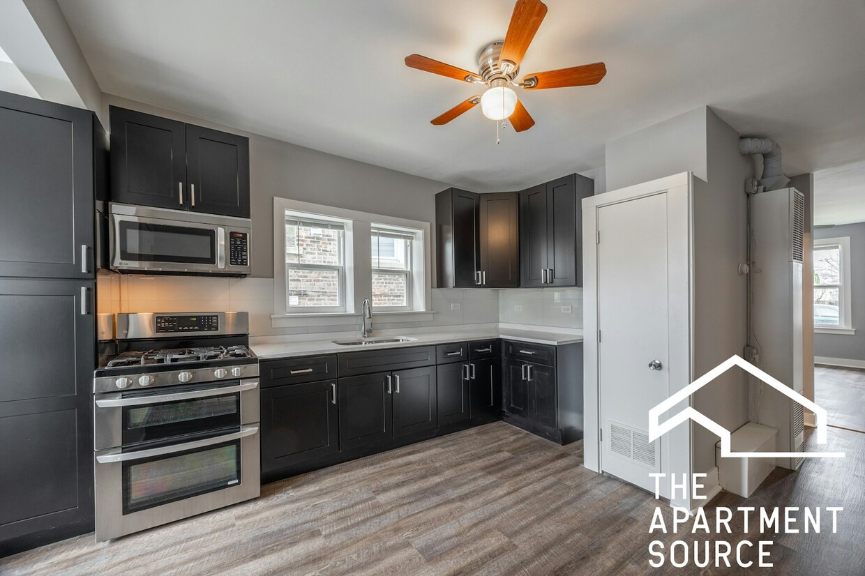 Foto principal - 5128 W Henderson St