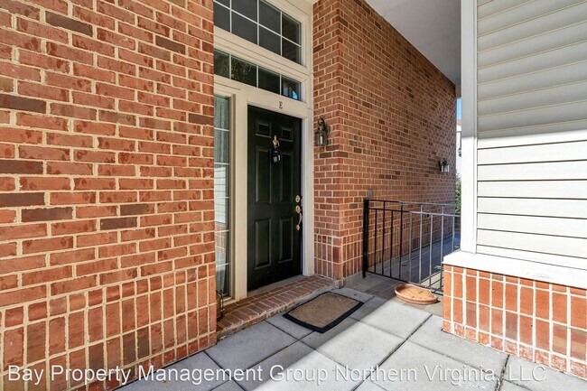 Building Photo - 2 br, 2.5 bath House - 7037 HAYCOCK RD #E