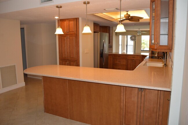 Building Photo - 4019 SE 20th Pl