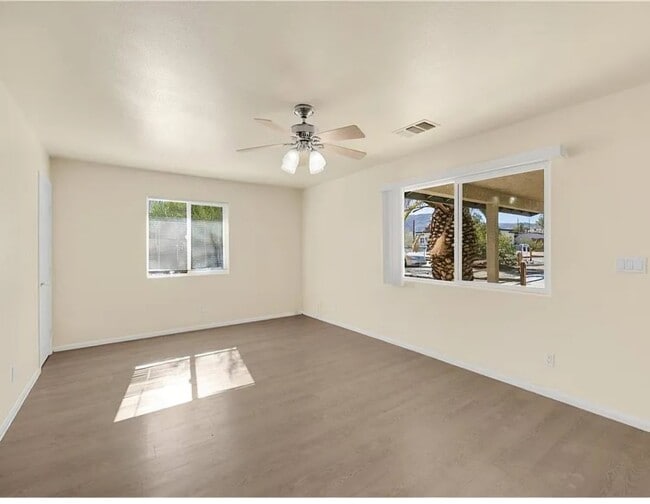 Building Photo - 6673 Split Rock Ave