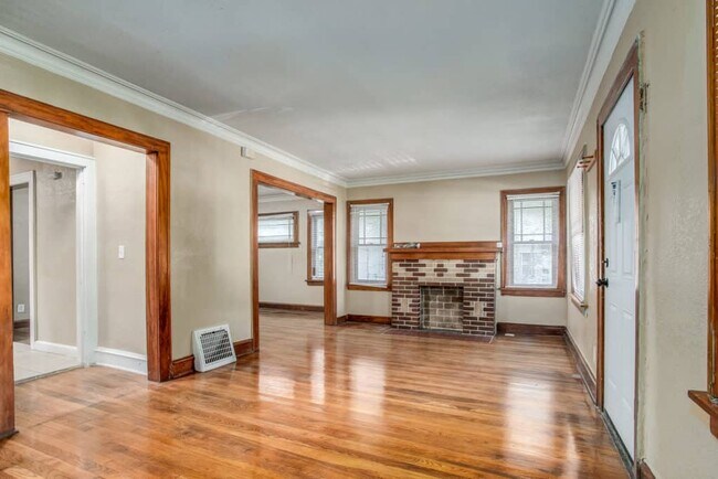 Building Photo - 5341 Euclid Ave