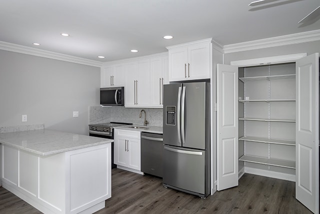 Primary Photo - FAIRFIELD ESTATES AT HAMPTON BAYS