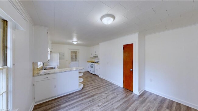 Foto del edificio - 1441 Sunset Ave