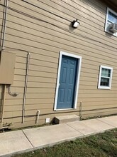 Building Photo - 309 Hutcheson St