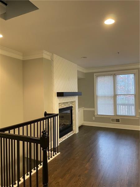 Building Photo - 534 Vinings Estates Dr SE