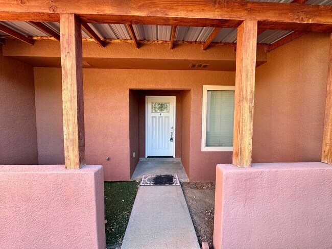 Building Photo - Home in Heritage Hills