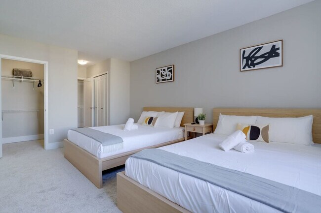 Foto del edificio - 1201 S Bell St