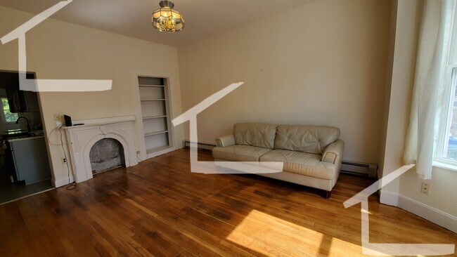 Building Photo - Avl Now - No fee! Charming 2BR in Allston ...