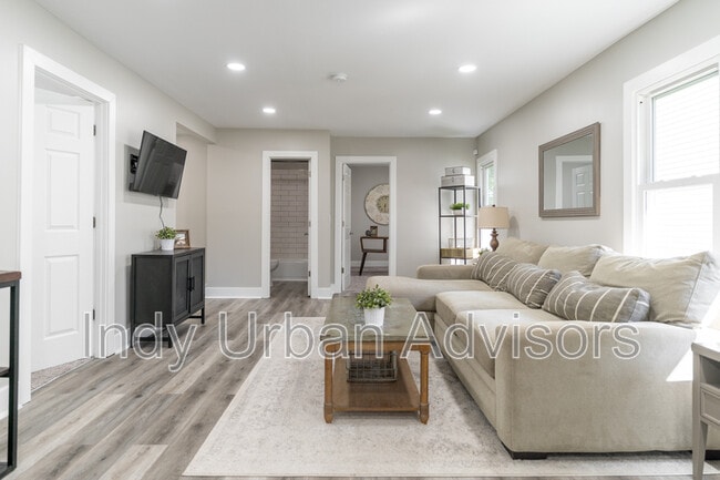 Foto del edificio - 537 N Sheffield Ave