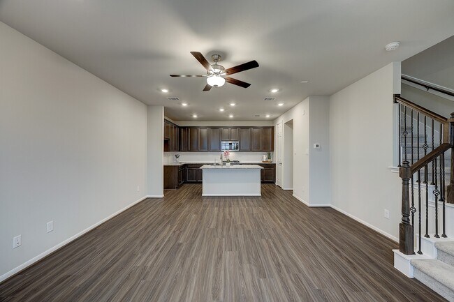 Building Photo - 9433 Towne Lake Pkwy