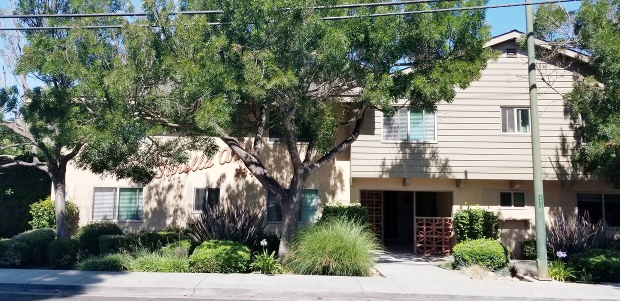 Tyrella Arms Apartments in Mountain View, CA