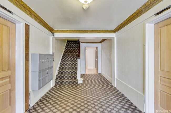 Building Photo - 3465 25th St